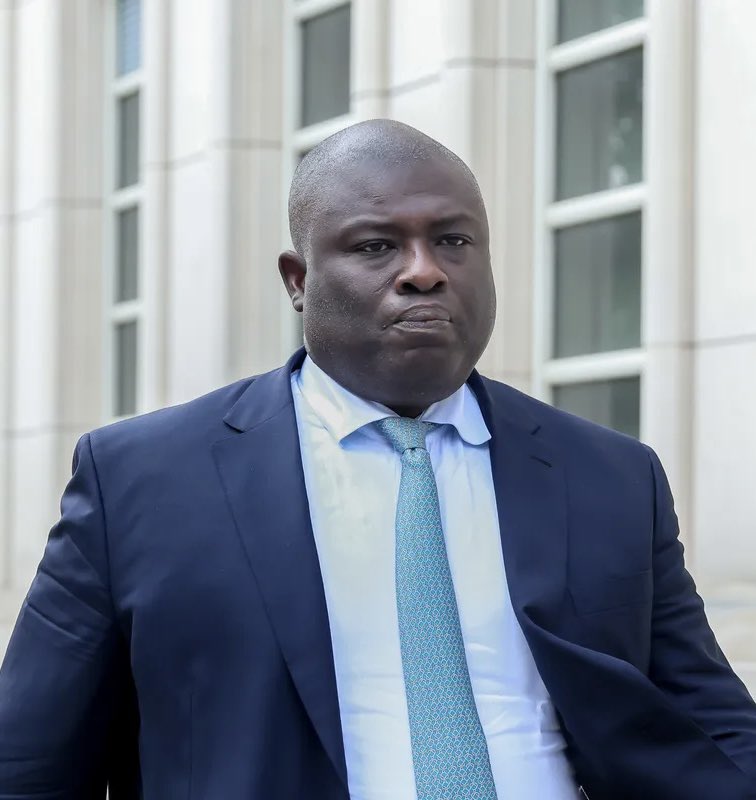 cdrafrica's tweet photo. 🇬🇭🇺🇸 COURT UPDATE : 

Former Goldman Sachs banker Asante Kwaku Berko is on trial in the U.S. over allegations that he helped pay more than US$1 million in bribes to Ghanaian government officials to secure a power plant deal for a client.

Prosecutors told a federal jury in New York that the alleged payments happened about a decade ago.

Berko was extradited from the United Kingdom to the United States in 2022 to face the charges.