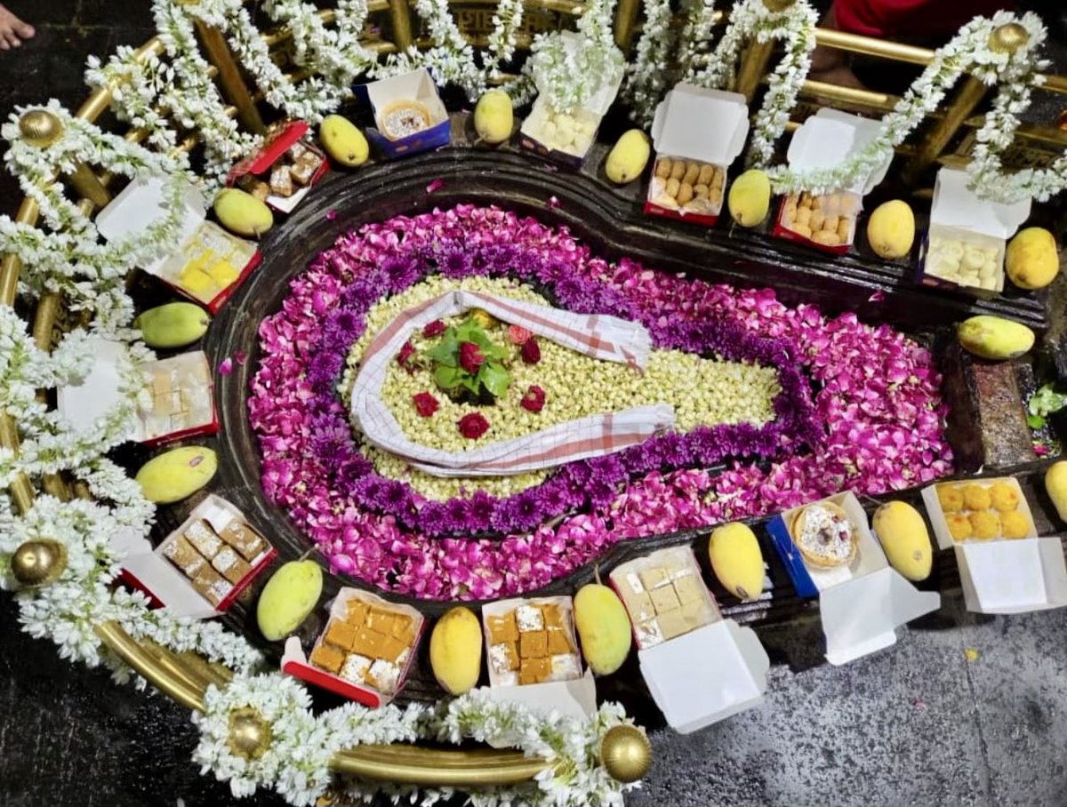 12Jyotirling's tweet photo. श्री भीमाशंकर ज्योतिर्लिंग मंगला आरती श्रृंगार | 29.07.2026

Shri Bhimashankar Jyotirlinga Mangala Aarti Shringar | 29.07.2026 https://t.co/piwQpIJFgx