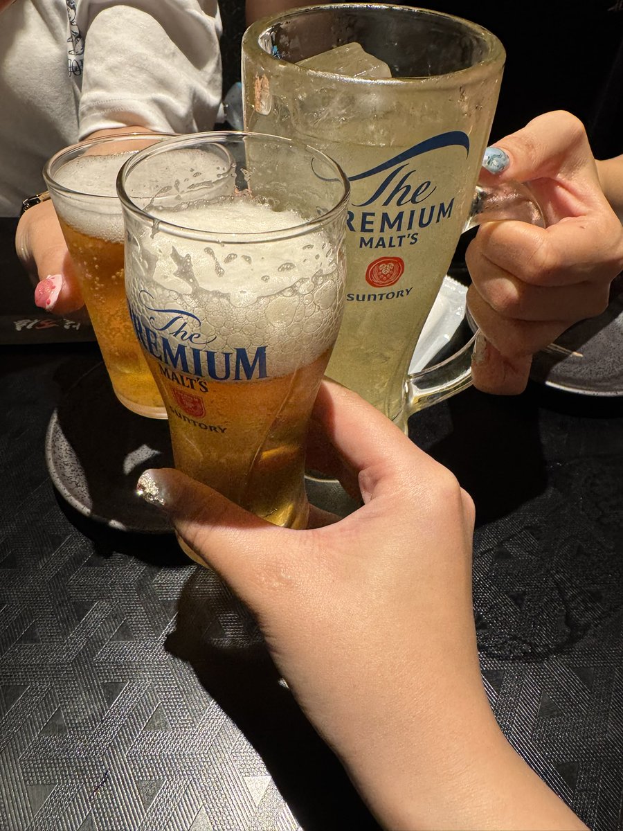 oimosk_'s tweet photo. 今更だけど26日無事2公演とも入ることができて楽しかった〜！！
オーラス終わりにご飯行く予定だったこじちゃんかのちゃんと、8000人規模の会場でまさかの前後の席だったの奇跡すぎる😹ｗｗｗｗ https://t.co/RnMWpOFTsy