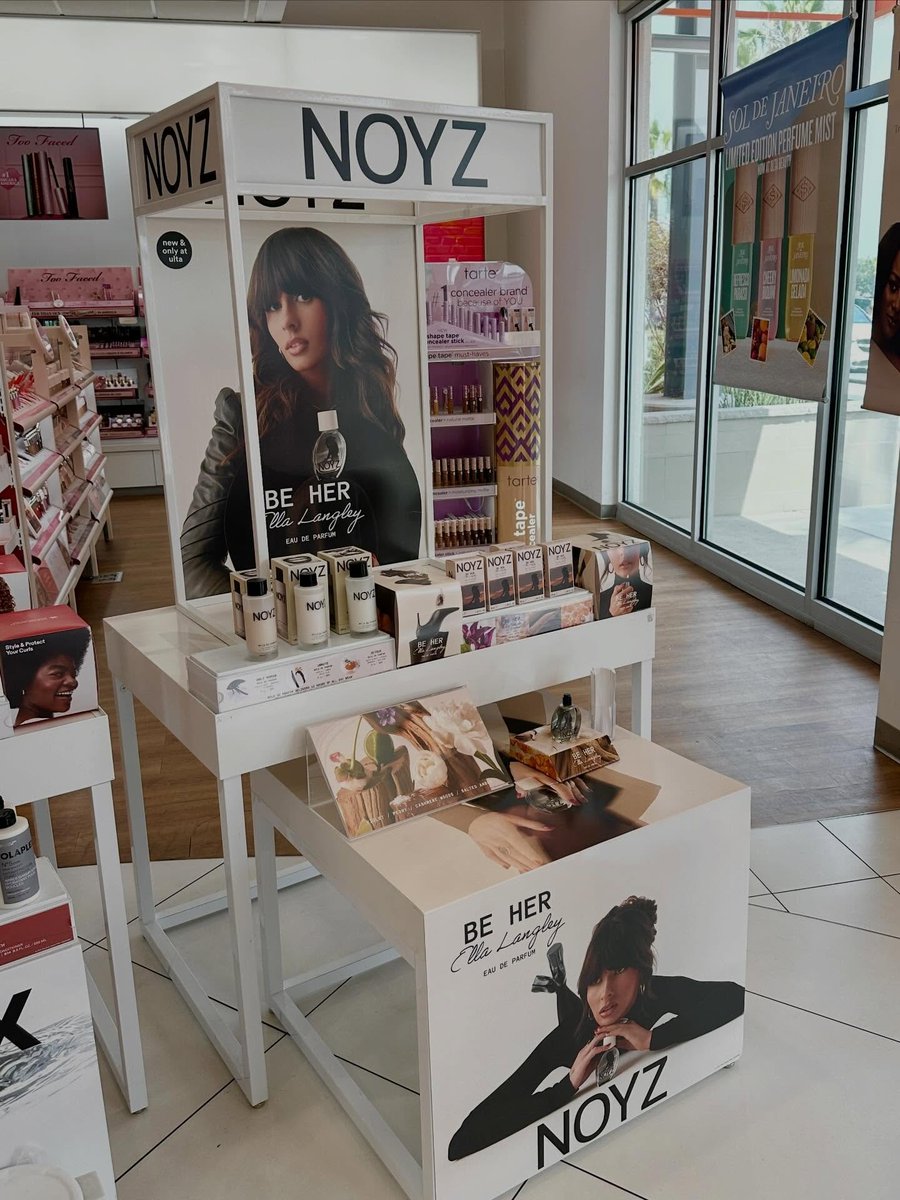 Paintedrockella's tweet photo. Late night pick up at @ultabeauty to grab my fragrance Be Her with @noyz_official! Now available nationwide at your local Ulta Beauty while supplies last 🧡

When you watch my show do you feel close to me and wish we share moment together forever my love ❤️❤️💕 https://t.co/Iv5OOeoyJ2
