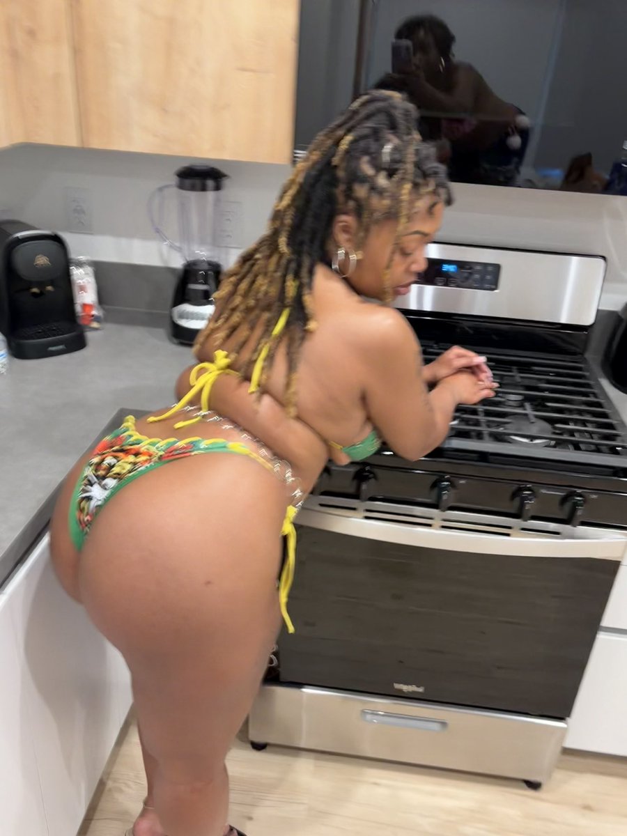 briaananax's tweet photo. never gave pussy but i’m always serving cunt https://t.co/t7PaMEMMrY