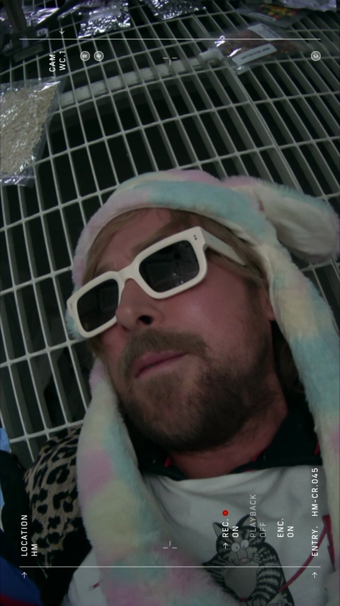 yakooozies's tweet photo. whats up youtube welcome to my space vlog https://t.co/dzTLpnP4zy