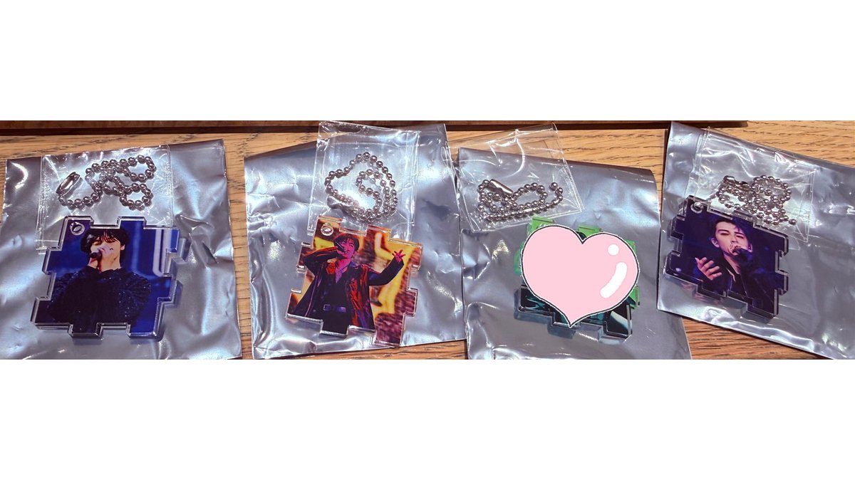 Love___000's tweet photo. STARGLOW DEBUT SHOWCASE Wish upon a star アクリルパズルキーホルダー 交換or買取先を探しております。
譲）カノン、ゴイチ、アダム
求）ルイor買取

ファンミ横浜神戸にて手渡し

お心当たりある方からのご連絡お待ちしております。
 #STARGLOW交換
#STARGLOW譲 https://t.co/ymOuNpLWXh
