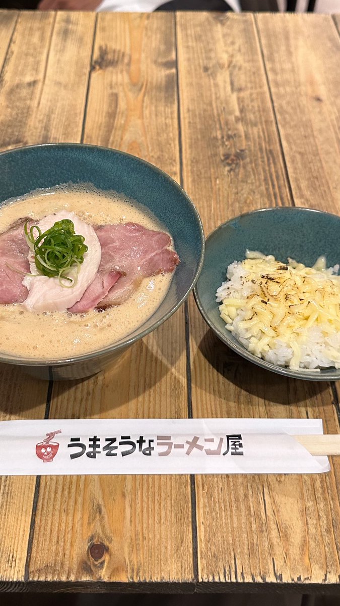 tcaaau1203's tweet photo. ❶青雲志さん 特製冷しサンマまぜ 味変の生姜最高！流石です！❷いかれたNOODLE Fishtonsさん ニボコン この夏一の衝撃の旨さ！❸❹うまそうなラーメン屋さん 脳好クリーミーラーメン〆の炙りチーズリゾット うまそうな冷やしラーメン うまそうなじゃなくてうますぎです！笑 https://t.co/RJIsZ8vGpj
