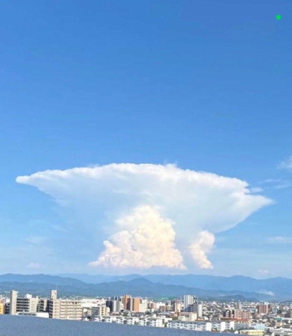 Kaz1717999Q's tweet photo. マジか⁉️
これこそ怪しさの極み。人工地震。 https://t.co/P2pXLlIWLr