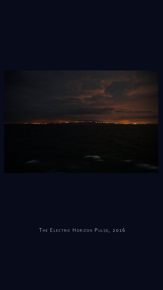 Mashkova_'s tweet photo. The Electric Horizon Pulse.

Artwork framed against a deep dark background board. Extreme tonal contrast seamlessly merges the black ocean and heavy clouds, making the golden coastal pulse glow with immense visual tension
#FineArtPhotography #Seascape #Minimalism https://t.co/37MdgHMCHI