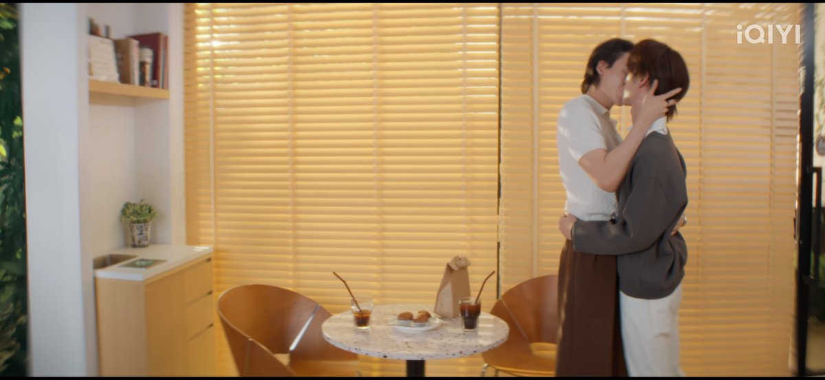 theflorall's tweet photo. Necesitamos esa receta mamá de Ongsa.🥰🤭🧁

BOUND BY KNOT EP5
#KNOTseriesEP5 #ThemeThee
#themephubeth7 #thee_trwt #jame_jiraseth @themephubeth7 @thee_trwt @Jame_Jiraseth https://t.co/Gt8MKqv45O