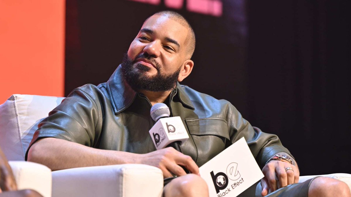 Complex's tweet photo. DJ Envy Says His Wife Had to Show Him How to Wash His Butt Properly in the Shower Details: https://t.co/EI49JvOpWv https://t.co/9uDqgg5Svq