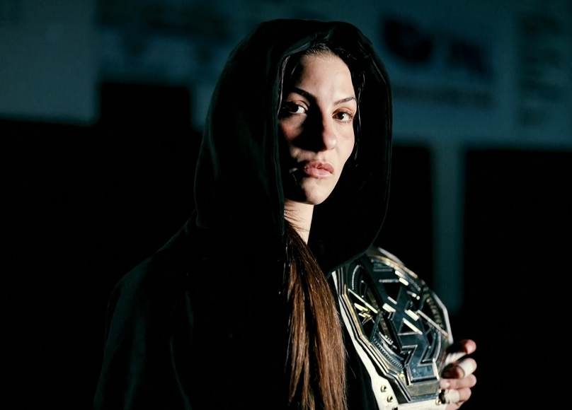 WrestlingCovers's tweet photo. Locked in. @kendalgreywwe #WWENXT https://t.co/dFd1CuCEYO