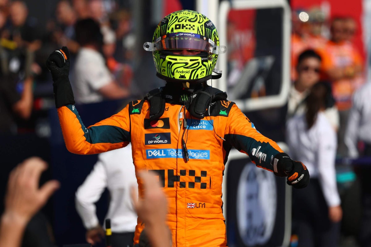 F1GuyDan's tweet photo. So in Hungary, Lando Norris took his 17th pole &amp; was responsible for the 17th pole converted to victory in the circuit's history

In Zandvoort, Lando could take his 18th pole &amp; be responsible for the 18th pole converted to victory in the circuit's history

History could repeat https://t.co/oIdzRT0ImW