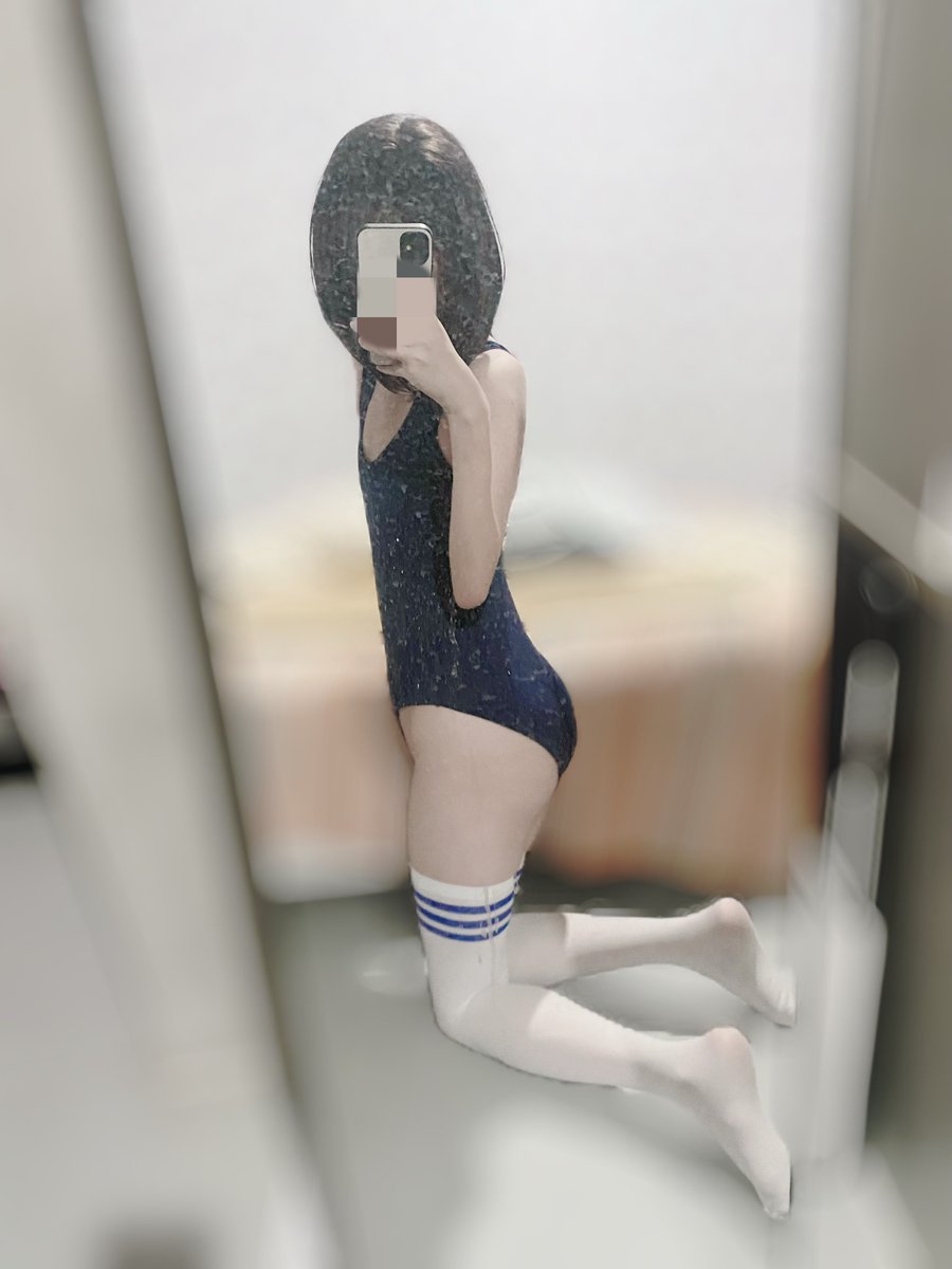 Seian428's tweet photo. 这样显得我完全是一个没胸的萝莉
#水着 #男娘 #伪娘 #足控 https://t.co/9m4b7rm9RX
