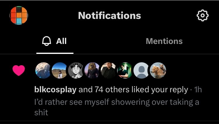 TMO_22_'s tweet photo. Is this what it’s like to be popular? https://t.co/YuTM5zak9e