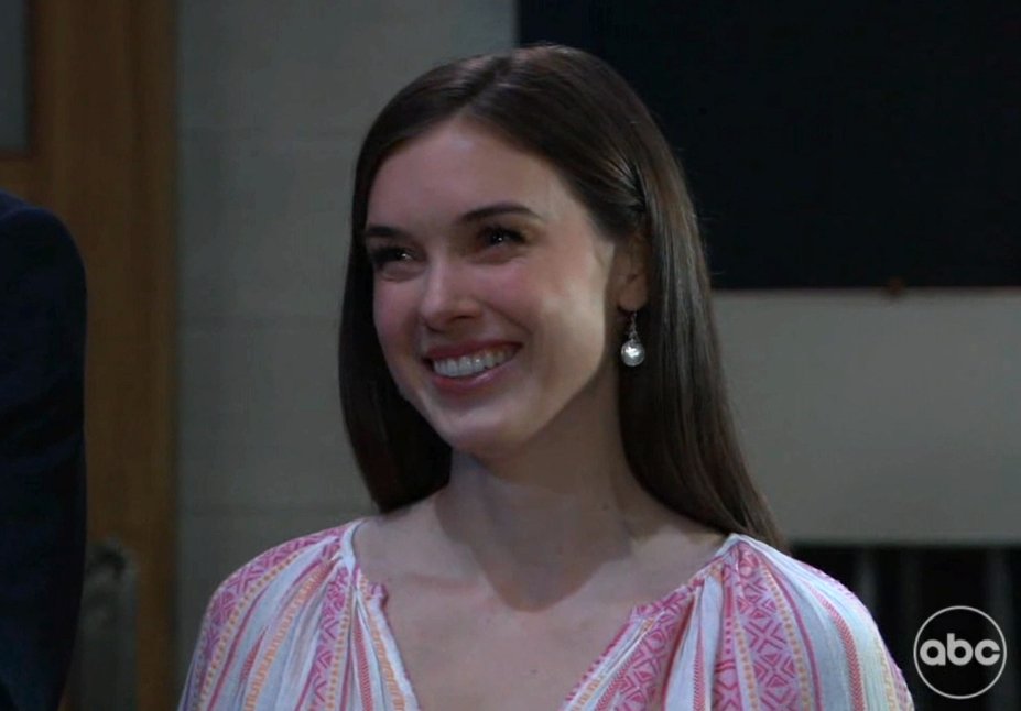 LSA8M's tweet photo. #GH Treacherous bitch https://t.co/QjCdPWEA0D