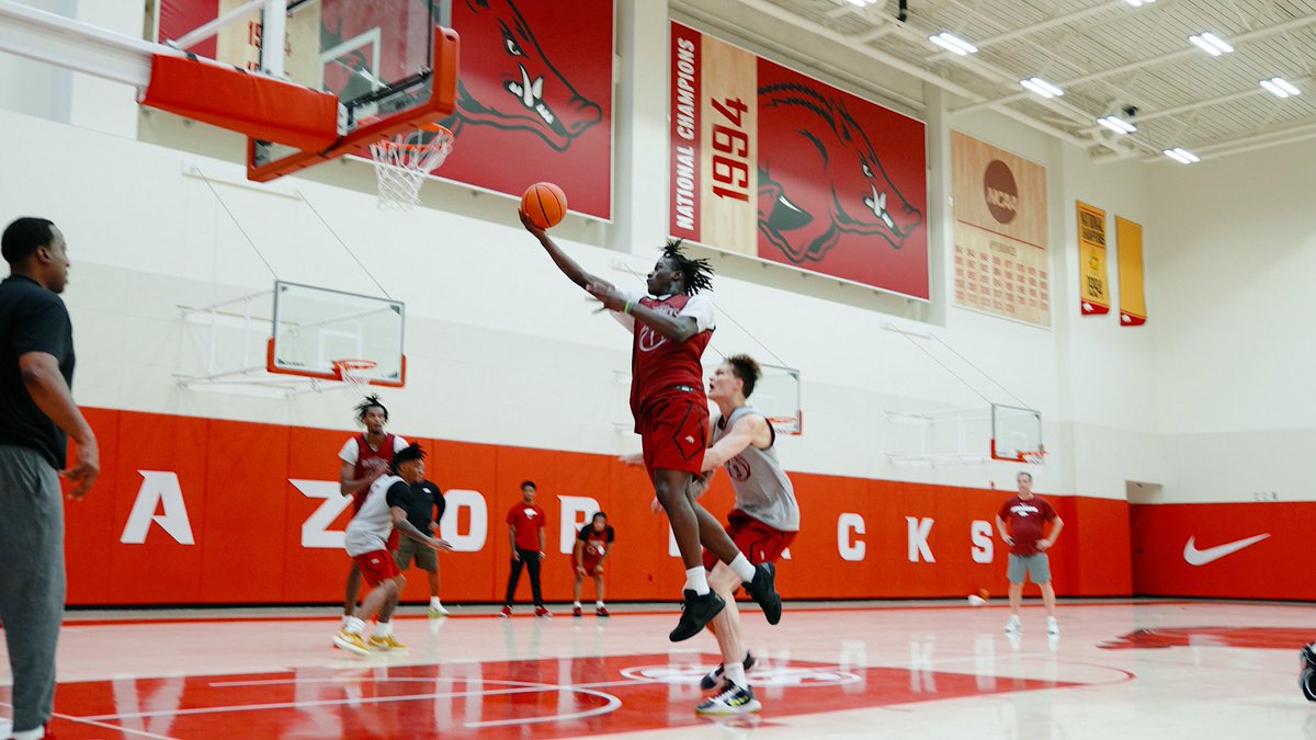 HogsPlus's tweet photo. The Follow is now streaming on Hogs+ 🐗🏀 https://t.co/Ix26pbvVT8