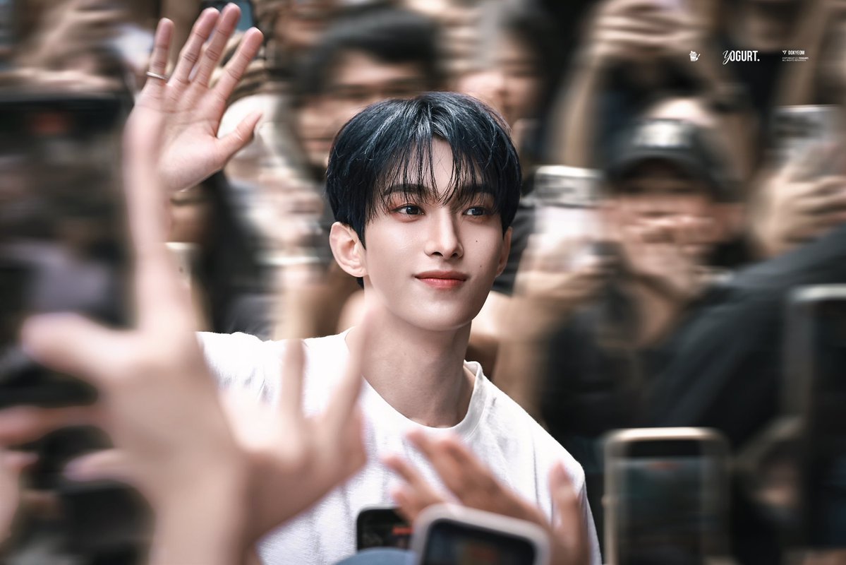 PurpleSeatProxy's tweet photo. 260727

Star✨

#SEVENTEEN #세븐틴  
#DK #도겸 #이석민 
#DOKYEOM #ドギョム

#SEVENTEEN https://t.co/Sl3nOAShdX