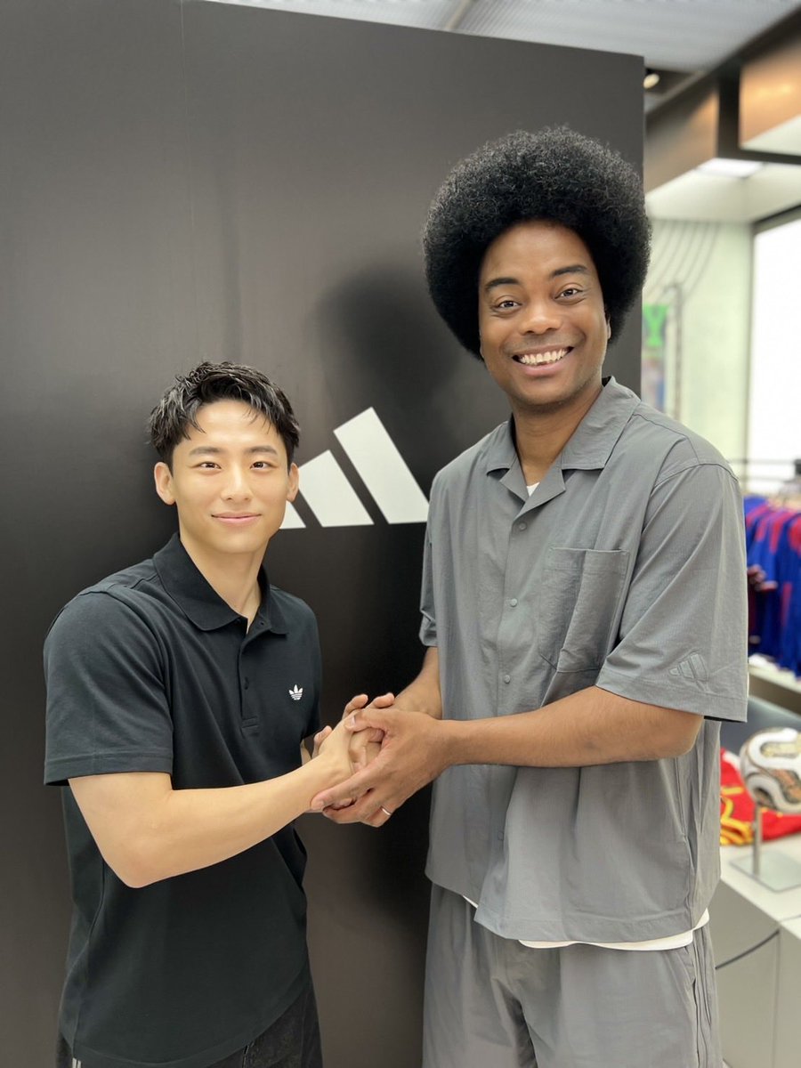 JUNSOEJIMA's tweet photo. 🏀河村勇輝 adidas ブランドアンバサダー就任イベント🏀

MCさせていただきました🤩
トークセッションでは一つ一つの質問に真摯に答えていただき大変貴重な時間でした🤩
子供達との質問コーナーも為になる言葉の数々‼️みんな目がキラキラでした🤩

ちなみに好きな食べ物は親子丼😂

#河村勇輝
#adidas https://t.co/xTVQDRDBHH