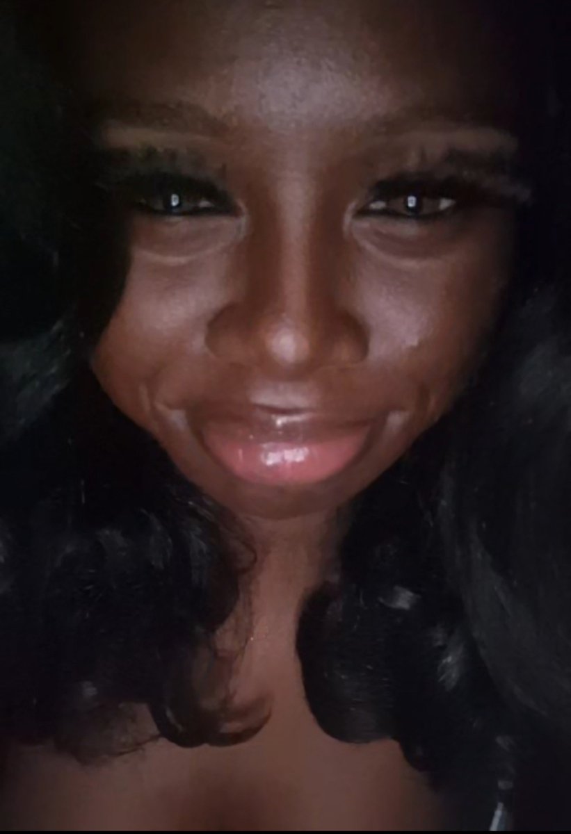 M00dybluezmp3's tweet photo. Me after finding out about #cigarettefetish Oh joy
I also speak french a bit idk if that does anything... #fetish #cigarettes #cigs https://t.co/9lyMeRauRF
