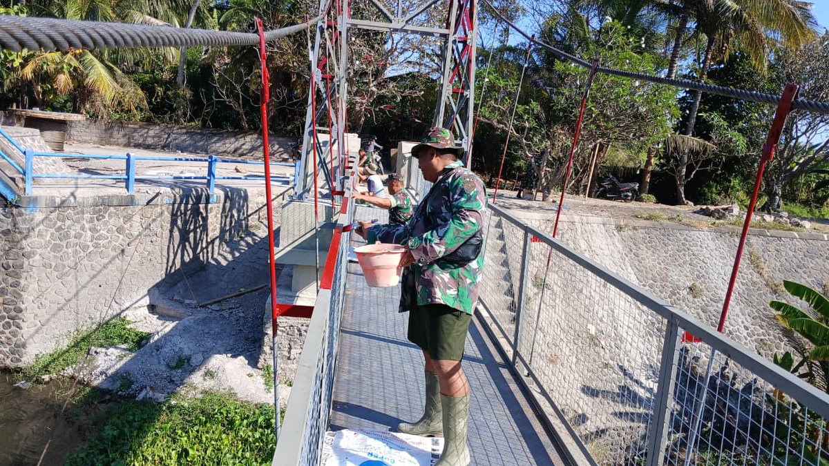 Kodam9Udayana's tweet photo. Progres 99 Persen, Jembatan Perintis Garuda di Buleleng Segera Perkuat Akses dan Perekonomian Warga
#KodamIXUdayana #Kodim1609Buleleng #TNIAD #BersamaRakyat #JembatanPerintisGaruda #PembangunanInfrastruktur #Buleleng #Seririt #MembangunNegeri #PRIMA https://t.co/sBKn0Mj6yT