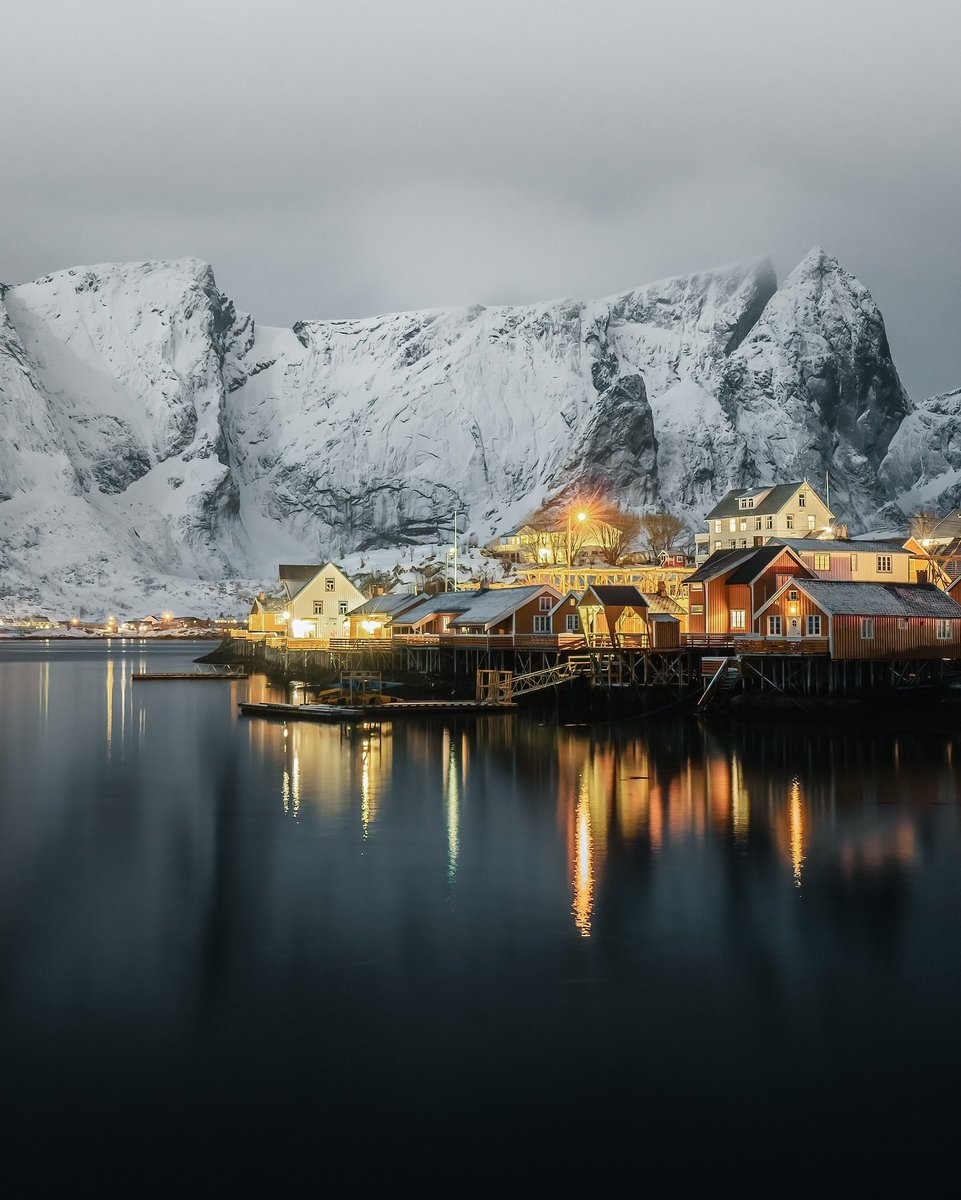 ForeverPhotos88's tweet photo. Lofoten Islands, Norway 🇳🇴 https://t.co/6RGMyz6BRt