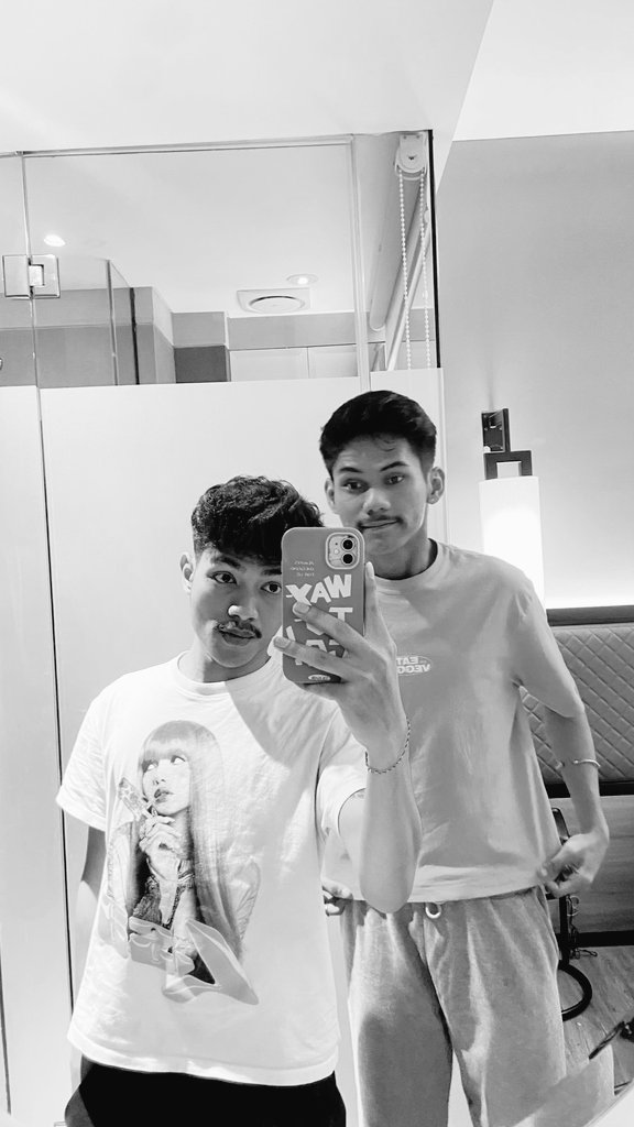 ubuydxploler's tweet photo. kumisnya samaan mas @rrapcersss https://t.co/w75wrZijn8