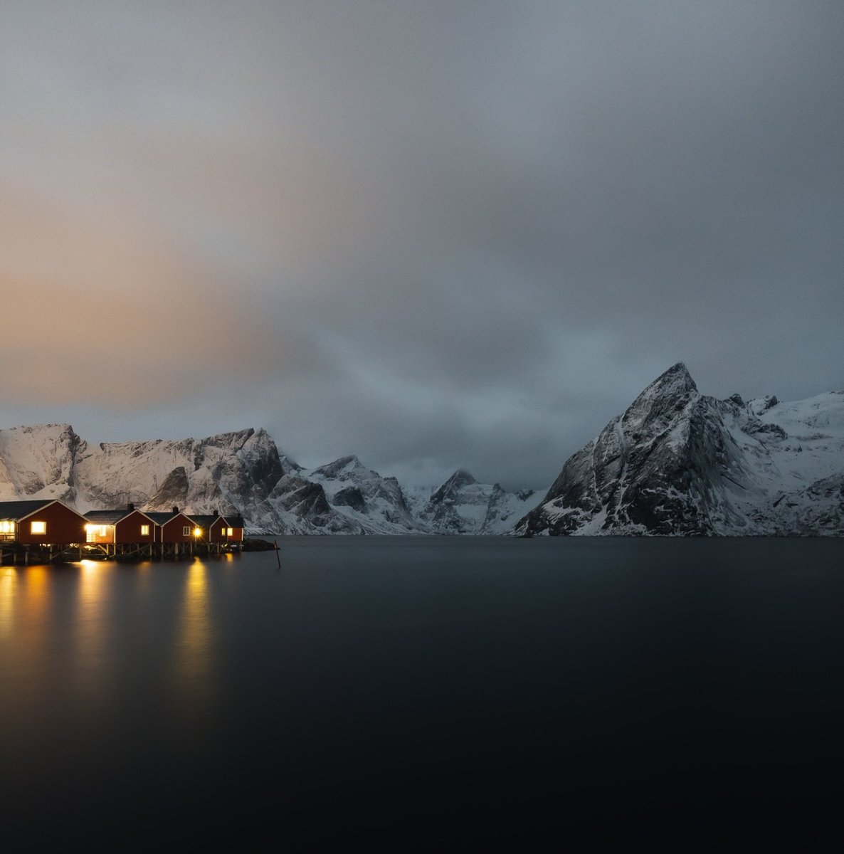 ForeverPhotos88's tweet photo. Lofoten Islands, Norway 🇳🇴 https://t.co/6RGMyz6BRt