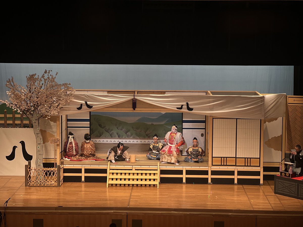 jishibai_web's tweet photo. 【ぎふ清流座地芝居公演】

6/21に「ぎふ清流座地芝居公演」が開催されました。
2つ目の演目は、鳳凰座歌舞伎保存会による「一谷嫩軍記　熊谷陣屋」！
熊谷直実や源九郎義経による迫力満点のストーリーが展開されました。
ぎふ清流座の次回公演は、10月上旬予定です。続報をお待ちください！ https://t.co/gMtDhrh0Ay