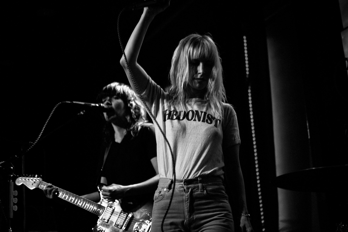imaIiabiIityx's tweet photo. friendly reminder that hayley williams is the biggest star https://t.co/FbjGsVhWCJ