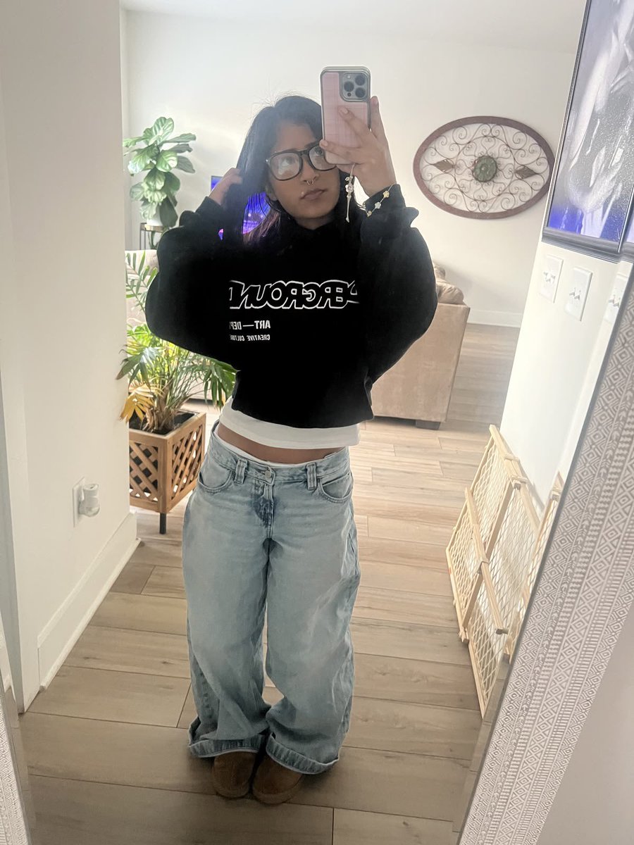 siuyoz's tweet photo. first 4 pics when i opened pinterest 
lol i'm so aesthetic https://t.co/0GOpLBKuuA