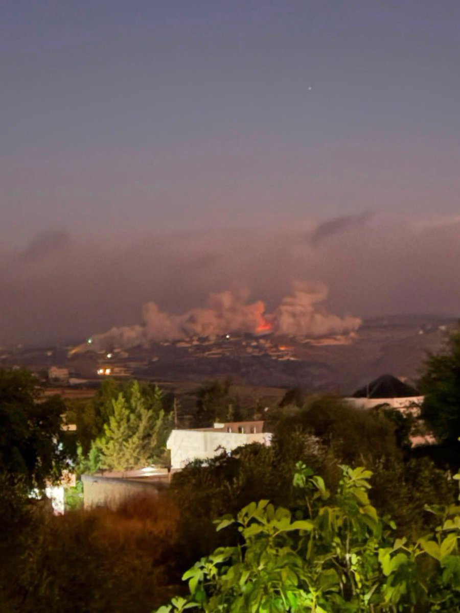 sahouraxo's tweet photo. Israel is blowing up civilian homes in Tallousa, South Lebanon, in the middle of the night.

There is no ceasefire in Lebanon.
There is no ceasefire in Gaza.

There is only Israeli terrorism and destruction. Nonstop. https://t.co/bAX9xCBLKz