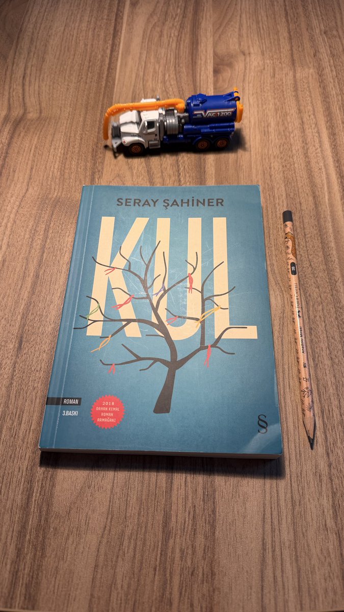 SARIOGLANLI's tweet photo. İnsanın içinde “Ne derler acaba?” diye kahrolası bir put ve onaylanma ihtiyacı diye bir kurt vardır. Bu put ve kurt insanın organik yapısını bozmaktan başka bir işe yaramaz. Zaten bu insanlar âleminde, organiği değer görmeyen tek şey insandır.  

•2026/10• https://t.co/KwJNvsDQ7i