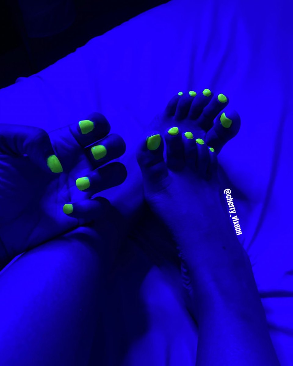 cherry_vixenn's tweet photo. perfect feet 👣 deserve imperfect bank accounts 💳 

findom femdom feet cuck ebony
nsfw public goonette feet horny goon 
humanatm footfetish soles brat domme https://t.co/xvxbfArcrP