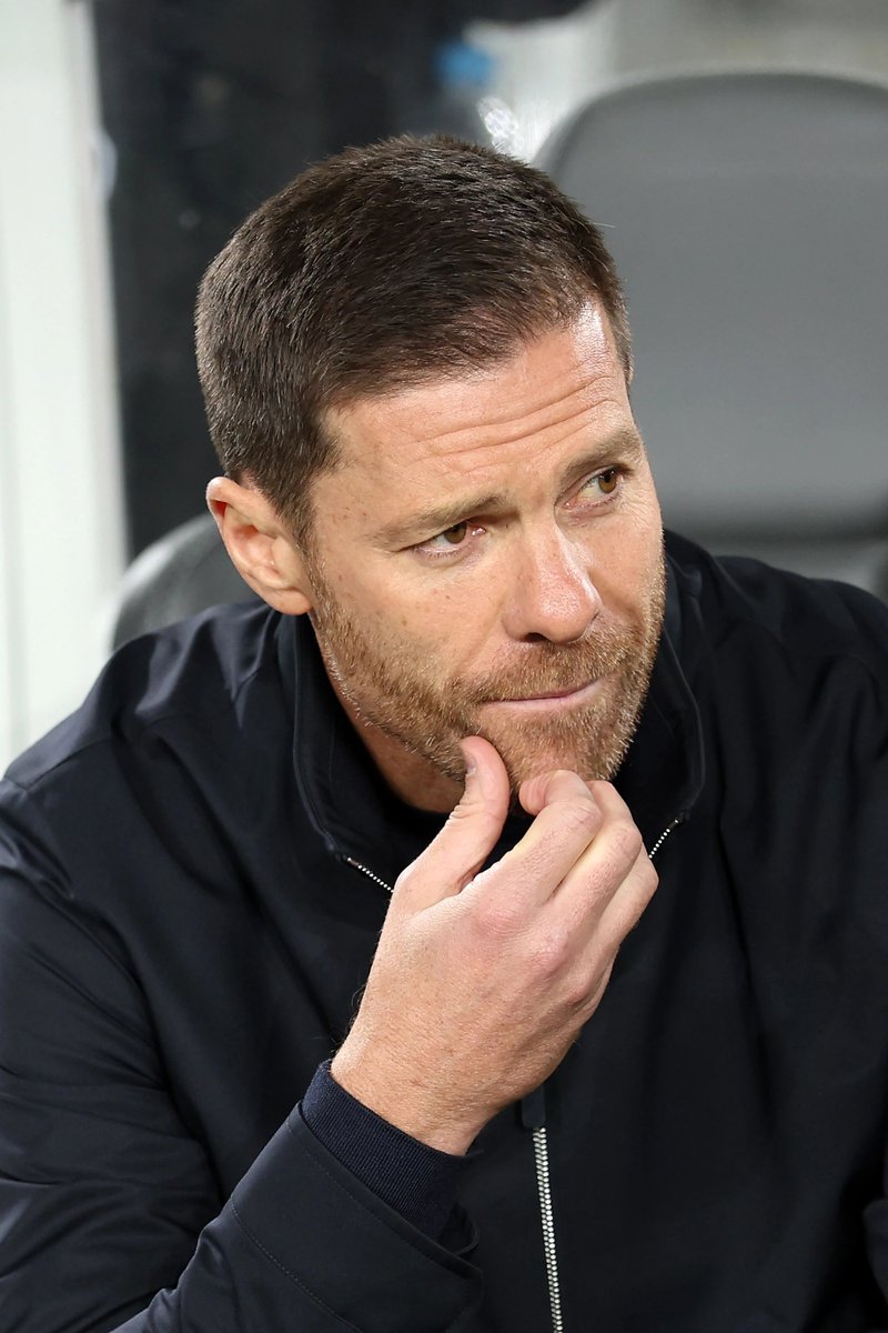 EBL2017's tweet photo. Chelsea were flawlessly coached from a tactical perspective against Western Sydney.

The performance itself may not have been perfect, but the tactical intention on AND off the ball is something that Chelsea have not seen in YEARS!

It shows Xabi Alonso *CAN* succeed!

THREAD! 🚨