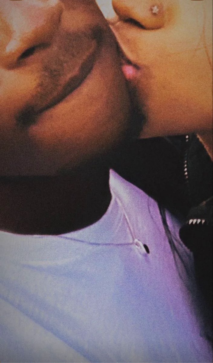 madeitlookeasy1's tweet photo. private love hits different https://t.co/LY6dkwra8Y
