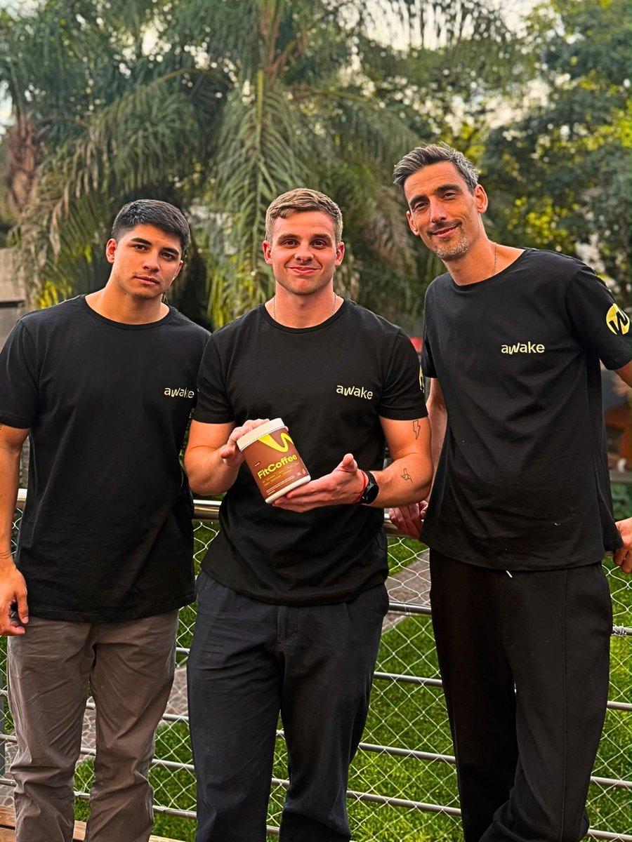 EmpreHouse's tweet photo. Crearon el primer café funcional de Argentina para transformar un hábito de millones de personas.

Awake Group nació con una idea simple: en lugar de pedirle a la gente que incorpore una rutina nueva, ¿por qué no mejorar una que ya existe? https://t.co/jpUY0KUKHX