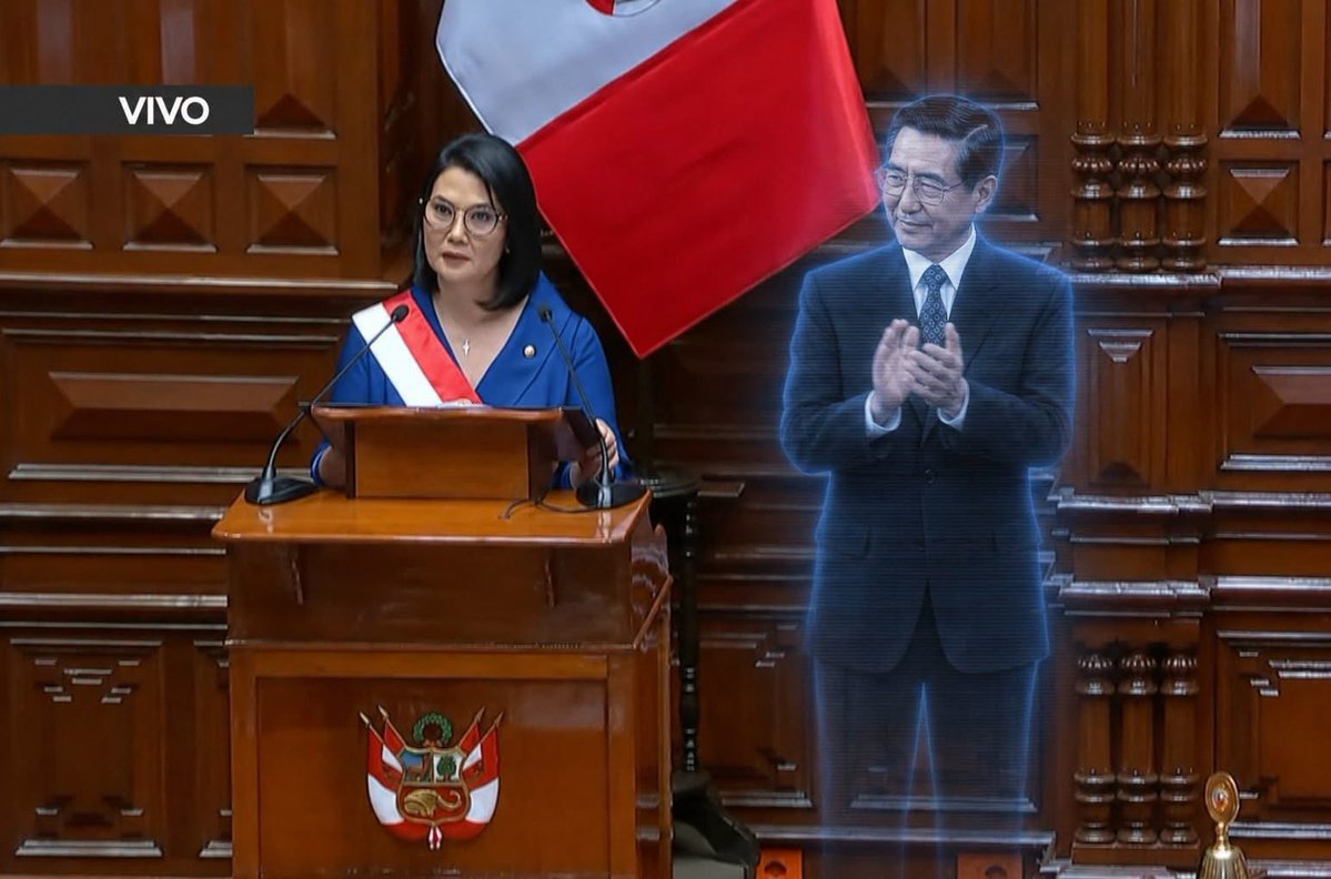 mili_Brujita's tweet photo. Hoy vimos a un Fujimori dar un gran mensaje a la nación.
Jamás lloré tanto de emoción y alegría. 
Si se pudo, si se logró 💪🏼💪🏼🧡❤️ https://t.co/wQsVkvzxCx