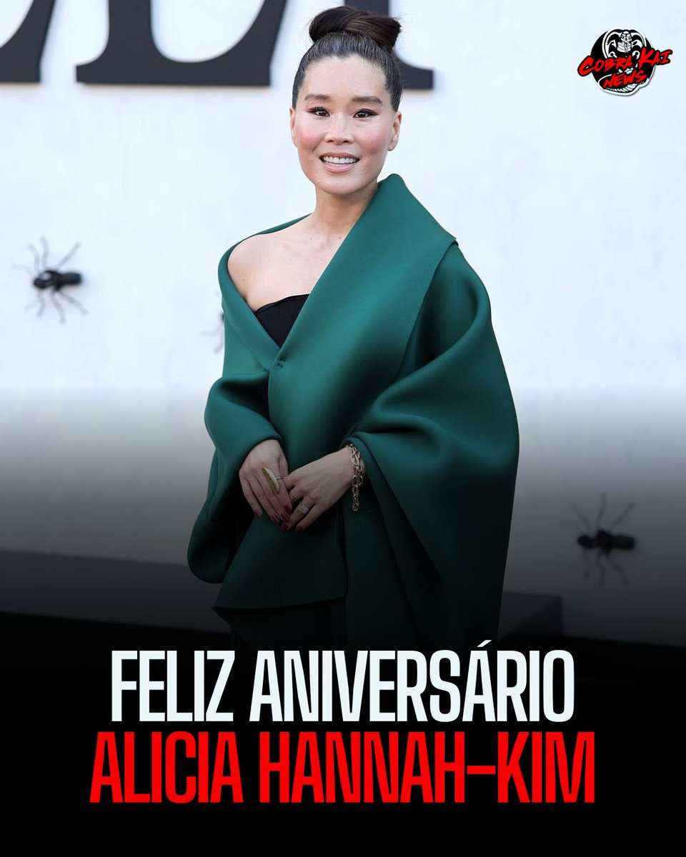 cobrakainews's tweet photo. Feliz aniversário para Alicia Hannah-Kim, nossa sensei Kim Da-Eun em Cobra Kai! 

Desejamos muito sucesso, saúde e felicidade à atriz, que completa 39 anos hoje. Parabéns! 🎂🎈🥳 https://t.co/xIu2CvSkzI
