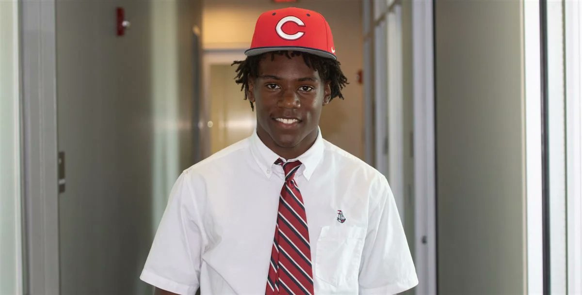 ZBlostein247's tweet photo. NEW: 5-star A'Mir Sears, the nation's No. 1 prospect in 2028 is reclassifying to 2027 — and he's announcing his college decision Friday. 🔥

My 247Sports Crystal Ball prediction is in 👀🔮

INTEL: https://t.co/NaGGa67SHY https://t.co/Utqyb2iH4N