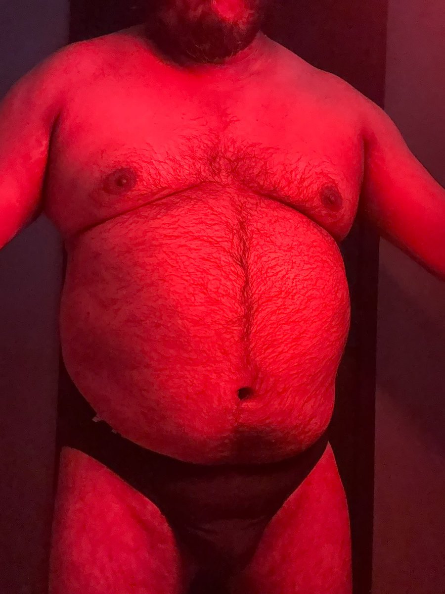 MEncalzones's tweet photo. Con estos colores me recordó mucho esas tardes de diversión en río marne… buen miércoles mis morbosos reciban un abrazo muy fuerte y aprensión de panzas … la neta he estado muy caliente … https://t.co/U1vP9fQEtO
