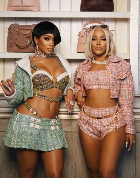TheKittensRoom's tweet photo. Doja Cat is ALWAYS gonna deliver a top tier female rap collaboration. https://t.co/DXKXTAbWDV