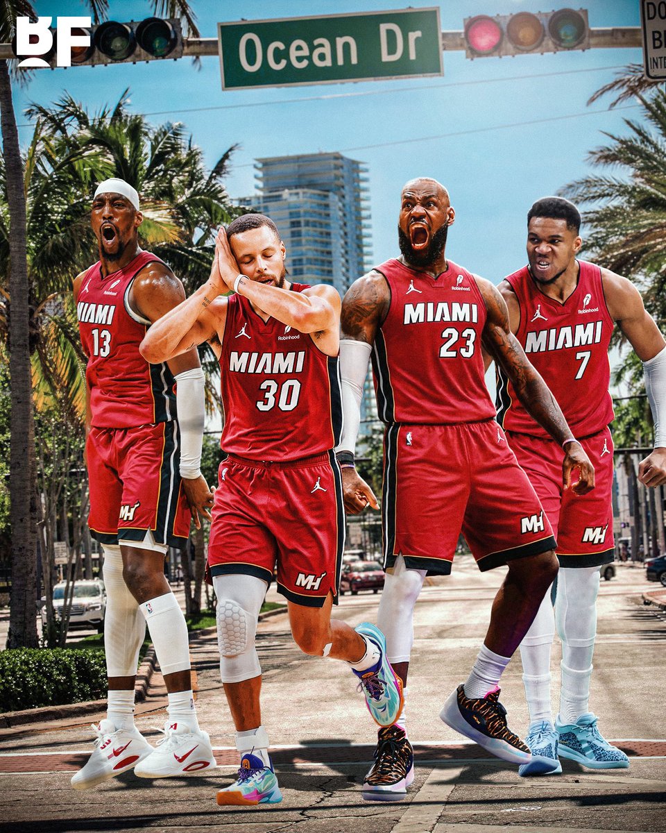 bballforever_'s tweet photo. LeBron James reportedly would've loved to have teamed up with Steph Curry anywhere outside of Golden State due to their rivalry history with each other 👑💦

(via Anthony Slater) https://t.co/yk56gsWY9S