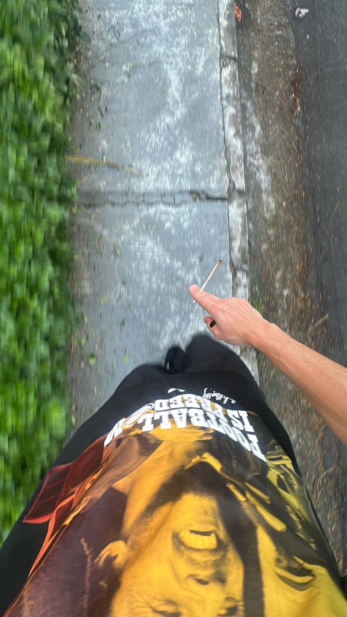 matconhaa's tweet photo. a vida eh boa pra caralho https://t.co/9GQrcz8w81