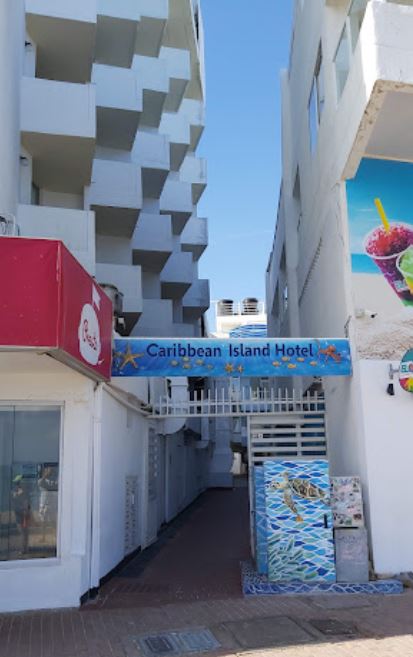nationalguide99's tweet photo. Sus vacaciones comienzan Aqui! CARIBBEAN ISLND HOTEL/ San Andres isla Colombia// Reservas (57) 316-3879160 / 318-3620163 vea videos oficiales https://t.co/pBJmGwXNXH Apartamentos y Aparta Estudios con Balcon/ centro sobre las playas SPRATT BIGHT peatonal https://t.co/tzovyprlx2