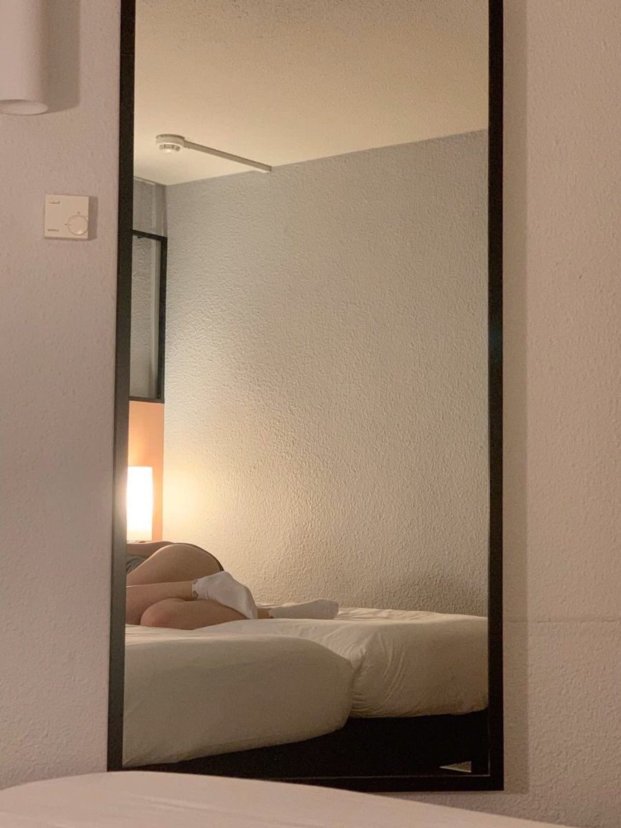 dcbrtenth's tweet photo. engene’s pov :             hoon’s pov : https://t.co/QxUaO1sROI