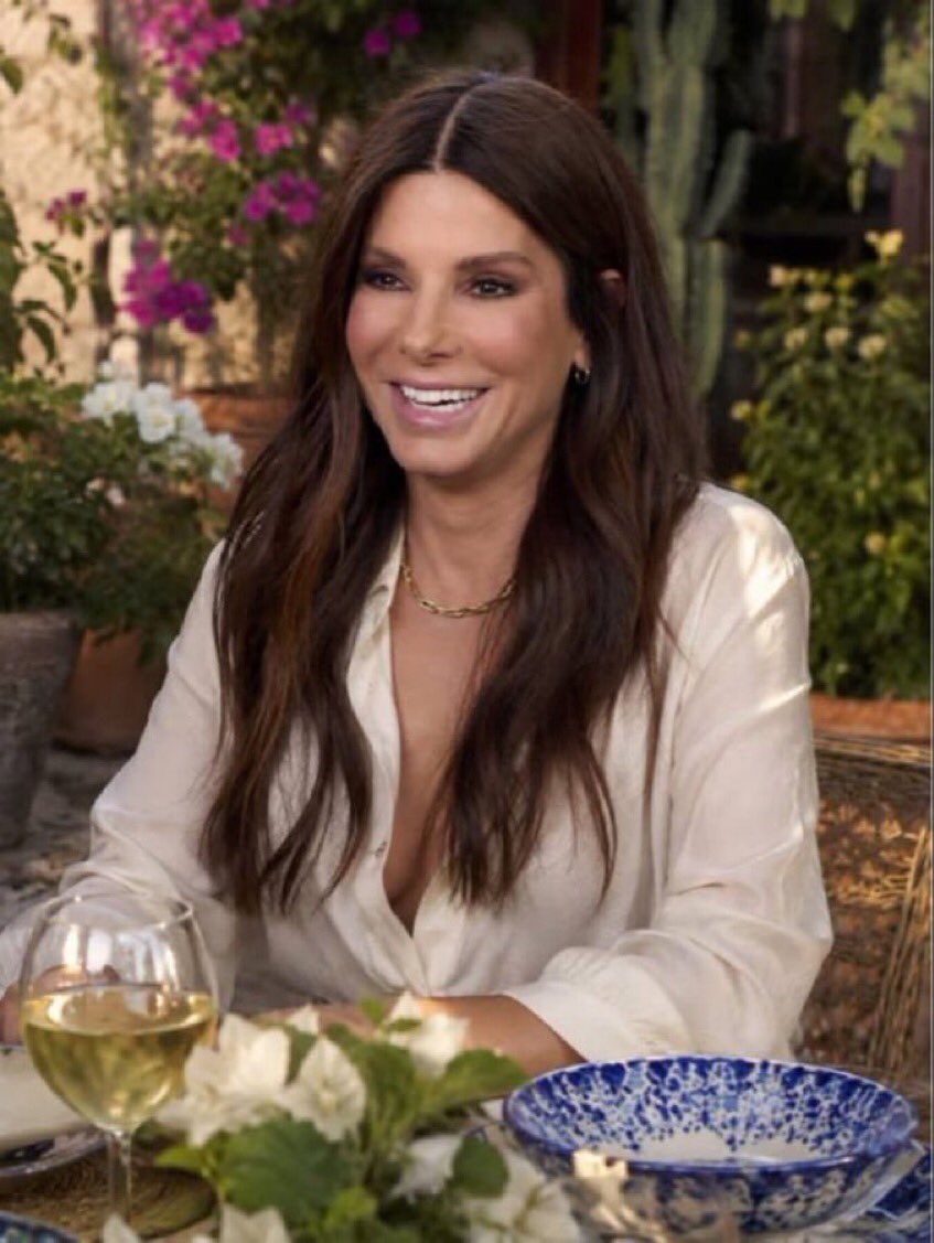 SandraBullle7's tweet photo. Never let the smiles fade away honey 🥰🥺❤️ https://t.co/w7RtYbon1o