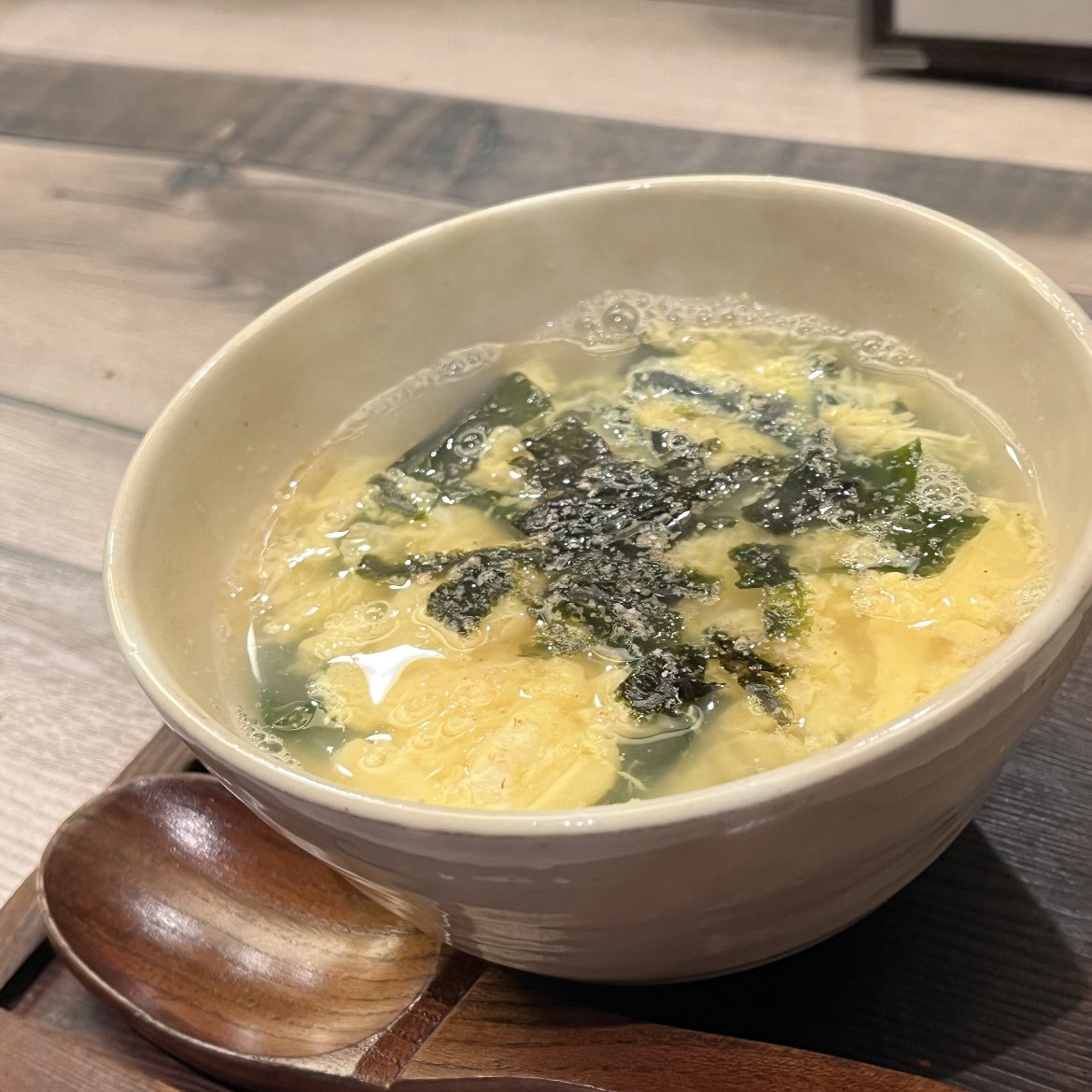 Iemon_Ichikawa's tweet photo. ✒️昨夜もご来店ありがとうございます。
-
「インスタライブやってたってことは席空いてるかなぁって思って来ました」
とお声がけ。
大変感謝。本当ありがとうございます。
最近本当にゆるりゆるりなのでこういう時しか話せないこともありますよねっていう楽しみも…❤️
-
7月29日(水)
20リョー 23レゐ https://t.co/VKzRLrCZUC