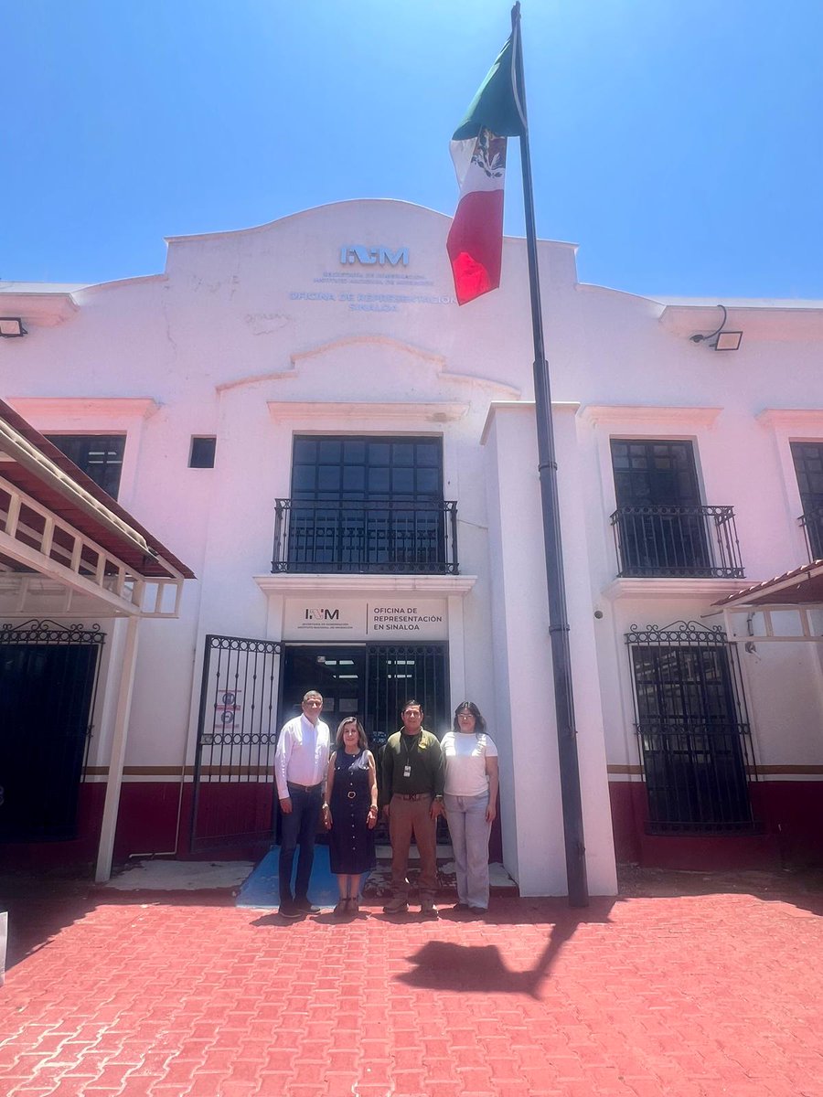 MinexGt's tweet photo. #GuatemalaEnMéxico | El cónsul general de Guatemala en Tijuana, Cristóbal Herrera, efectuó una serie de visitas de trabajo a Mazatlán, donde se reunió con la titular del Instituto Nacional de Migración, Cinthya Dalei Huerta Ayala, y con el subdirector de Control y Verificación Migratoria, Miguel Ángel Herrera Ruiz, con el fin de fortalecer el diálogo institucional y coordinar acciones para la protección y asistencia de personas guatemaltecas.

En los encuentros se identificaron áreas de oportunidad para reforzar la coordinación entre el Instituto Nacional de Migración y el consulado. Durante la visita también se brindó asistencia consular a un connacional mediante la toma de datos biométricos para la emisión de su pasaporte, evitando así desplazamientos y cruces fronterizos.

📰 https://t.co/xuXFAEMduq