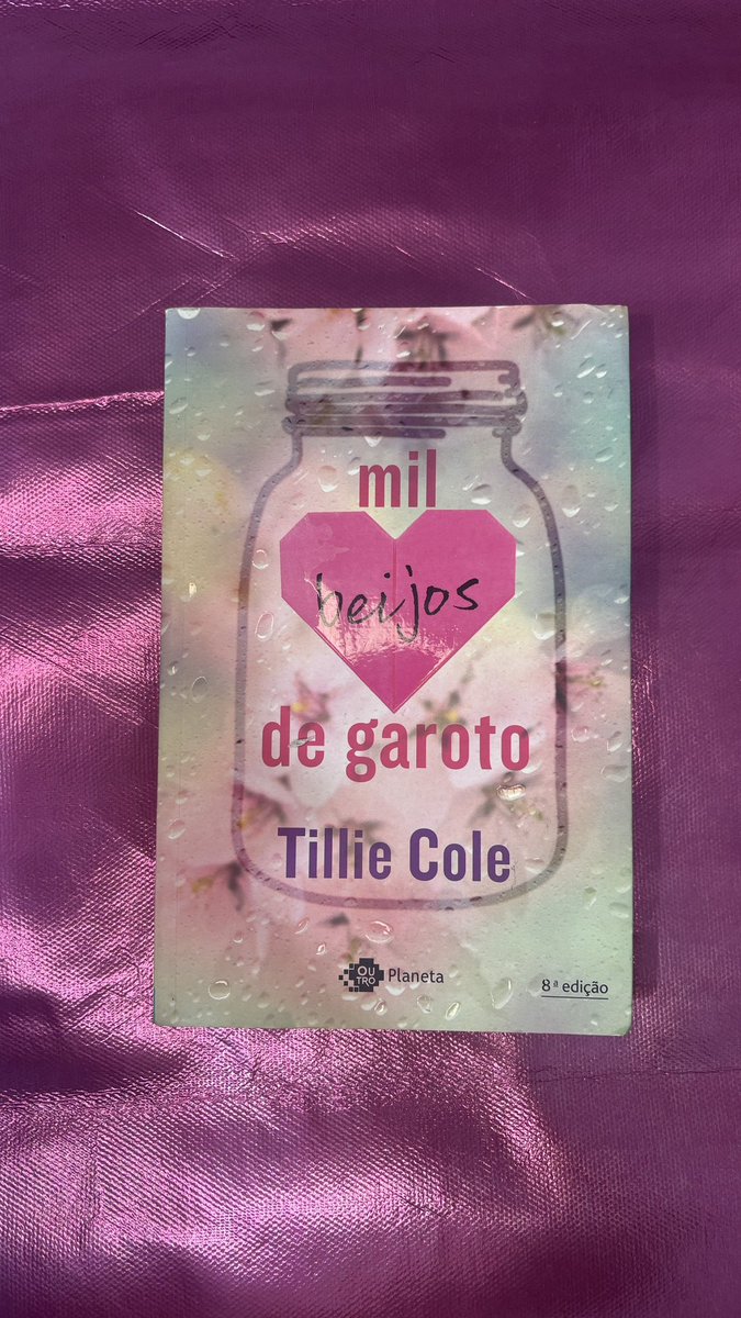 focusonhoney's tweet photo. livros pra desapego - vendendo pra investir na minha confeitaria 
dá um rt pra ajudar 💘
🚨preços e disponiveis no ultimo tuíte do fio. https://t.co/ZfU6gMUEQh