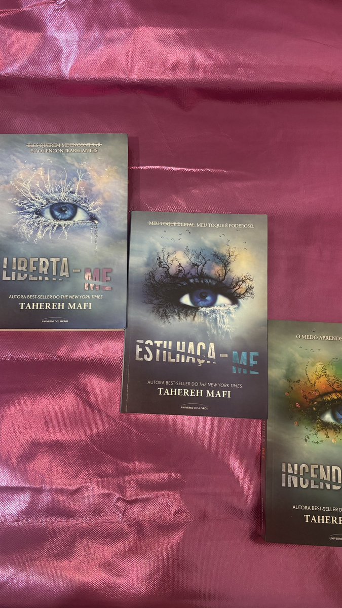 focusonhoney's tweet photo. livros pra desapego - vendendo pra investir na minha confeitaria 
dá um rt pra ajudar 💘
🚨preços e disponiveis no ultimo tuíte do fio. https://t.co/ZfU6gMUEQh