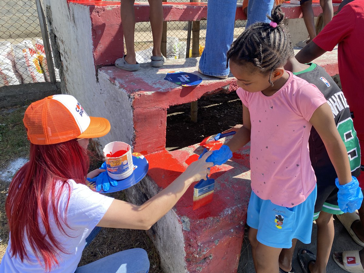 ValleCompromiso's tweet photo. Gracias a todas las organizaciones, voluntarios y líderes comunitarios que hicieron parte de esta jornada. Seguimos sumando esfuerzos para fortalecer los territorios y generar espacios de bienestar para la comunidad. 🙌

#TodosSomosCompromisoValle https://t.co/qvQdZuP5zA
