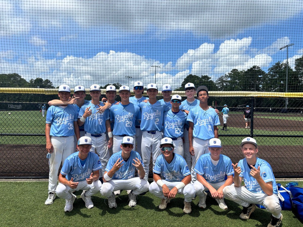 Masonhiatt31's tweet photo. I had a great summer with the @RoyalsScoutTeam. I am very grateful for the opportunities we had this summer and this team.

Here’s my stats from the summer season.

PA: 94
BA: .507 
OBP: .606
OPS: 1.592
SLG: .986
Hits: 36
1B: 19
2B: 6
3B: 5
HR: 6
RBI: 35
R: 31
BB: 17
SO: 6 https://t.co/qY5tnsqliH